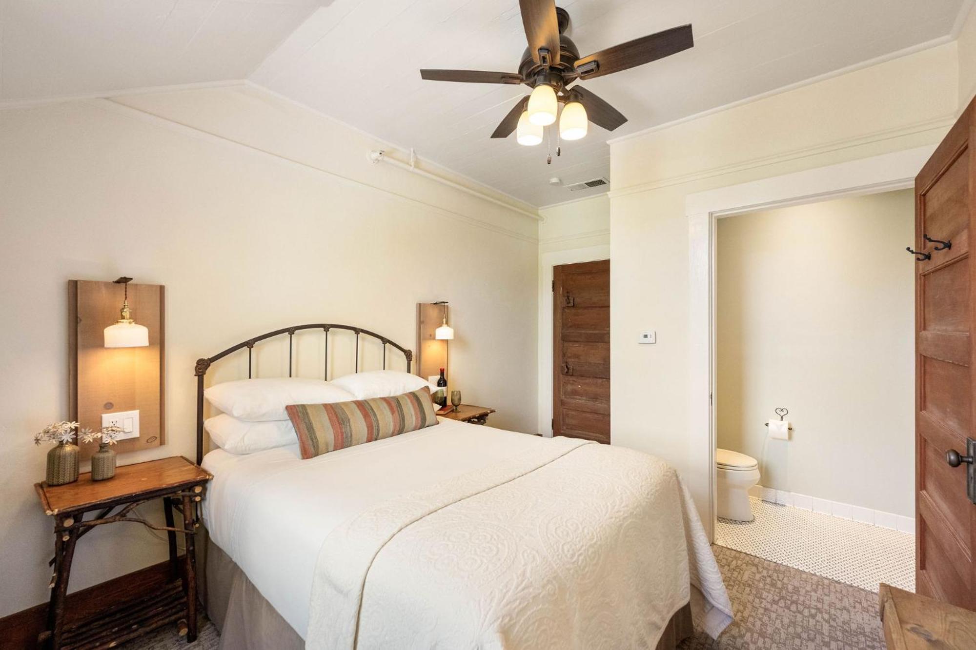 Sonoma Hotel