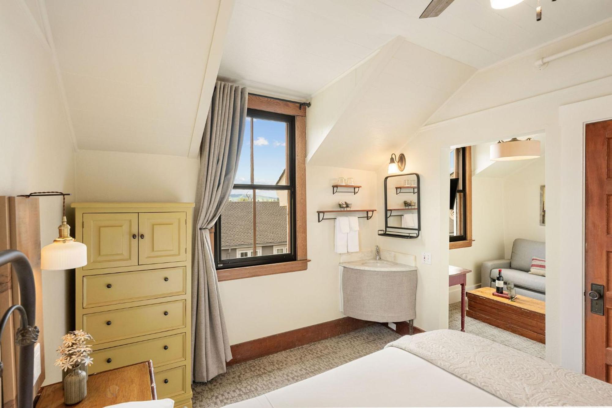 Inn Sonoma Hotel 3*