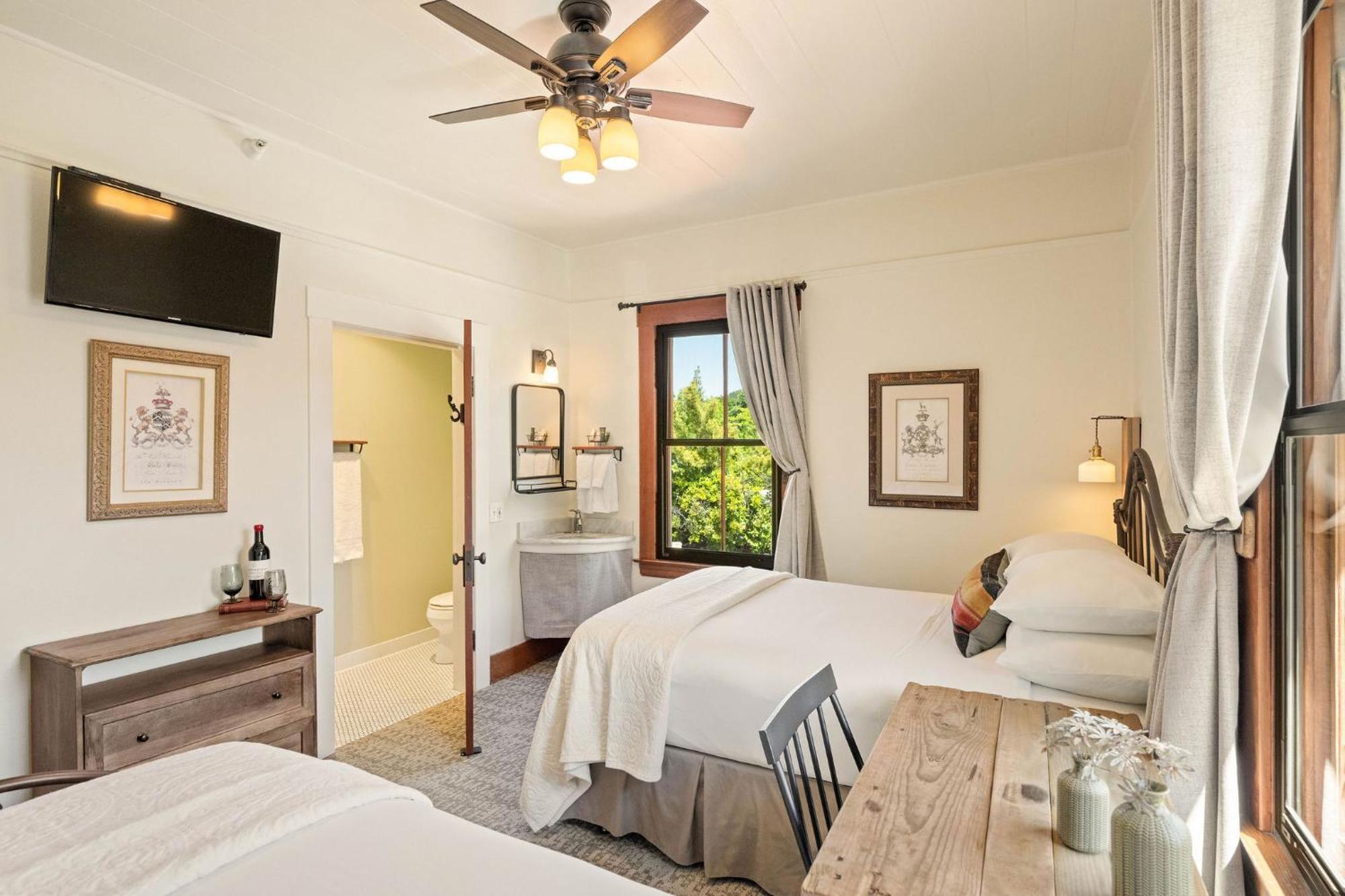 Sonoma Hotel Inn 3*