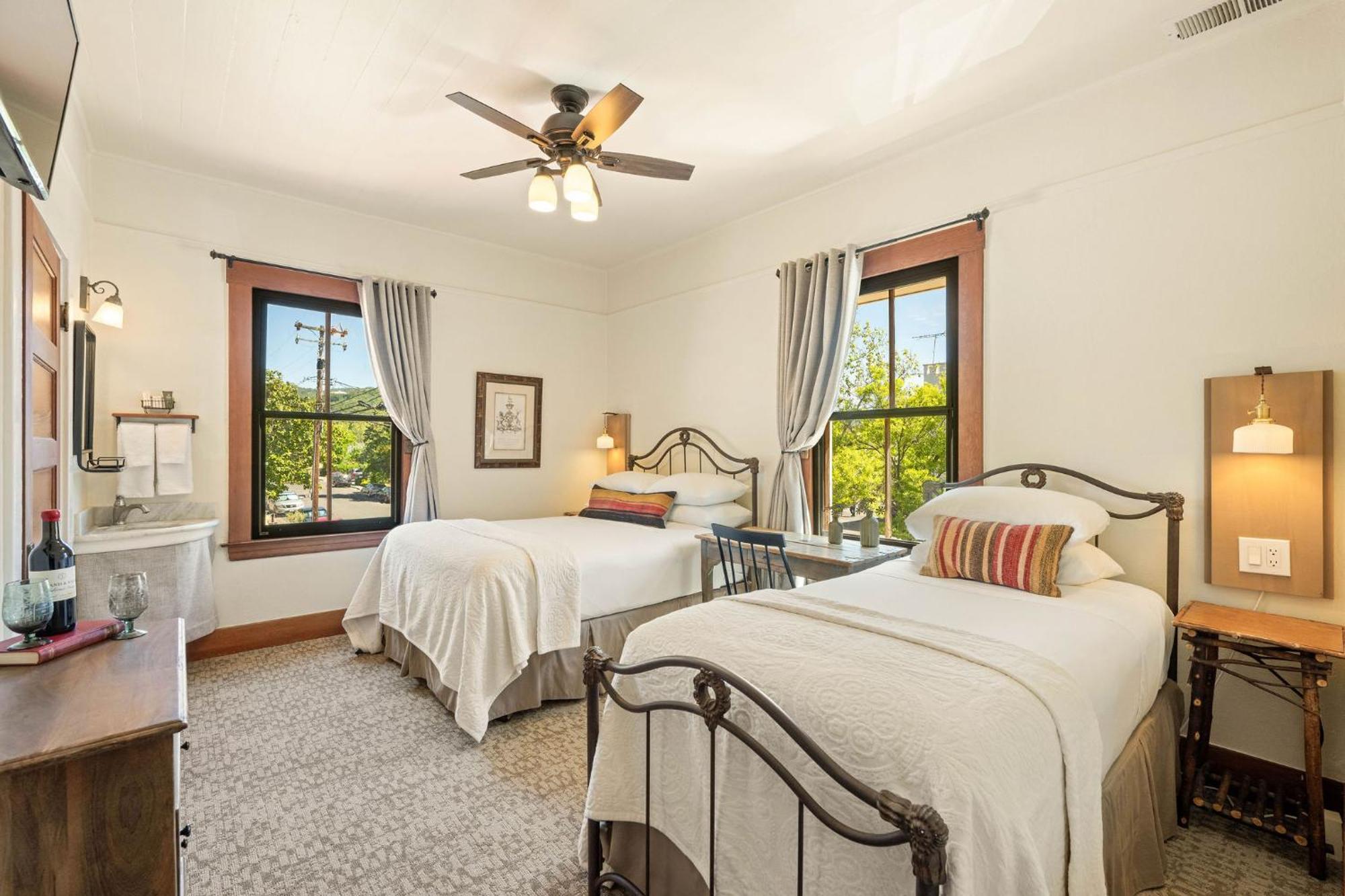 Inn Sonoma Hotel 3*